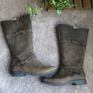 Teva Brown Leather Boots Size 9